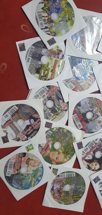 Lot CD muzica românească petrecere neutilizate