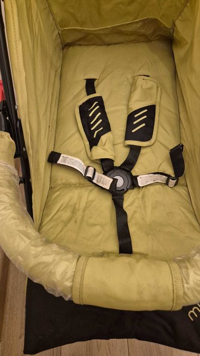 Vand Carucior Sport Chipolino Miley