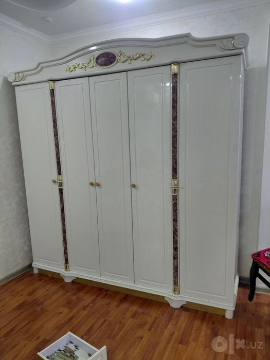 Продам спальни гарнитур