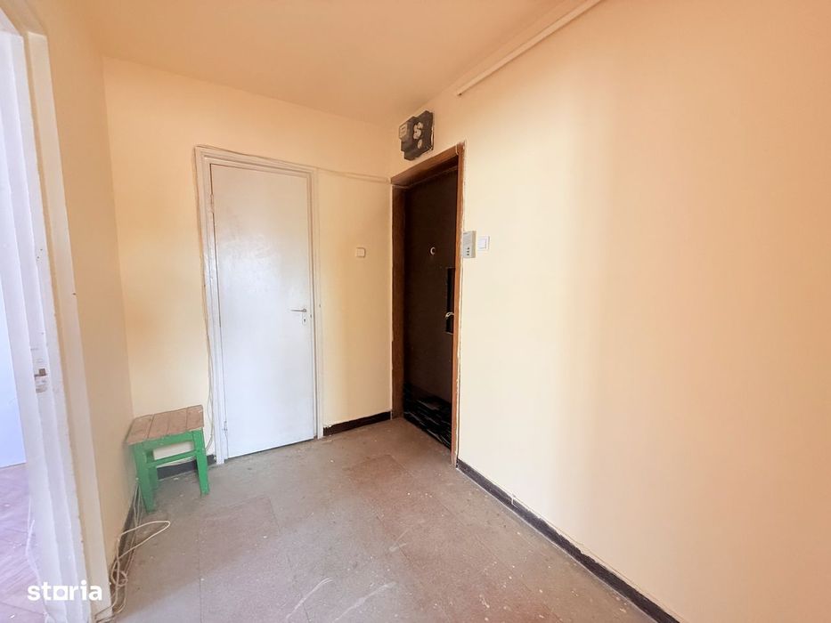 Vand apartament cu 2 camere, cu vedere superba, zona Semicentrala