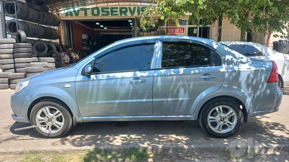 Продам авто РАВОН R3 Машина в кредите, осталось один год