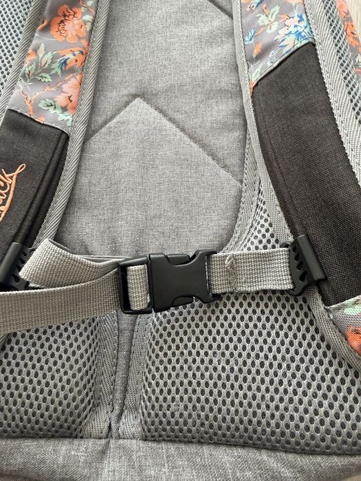 Ученическа раница Rucksack Only, модел Coral Spring( с 4 джоба)