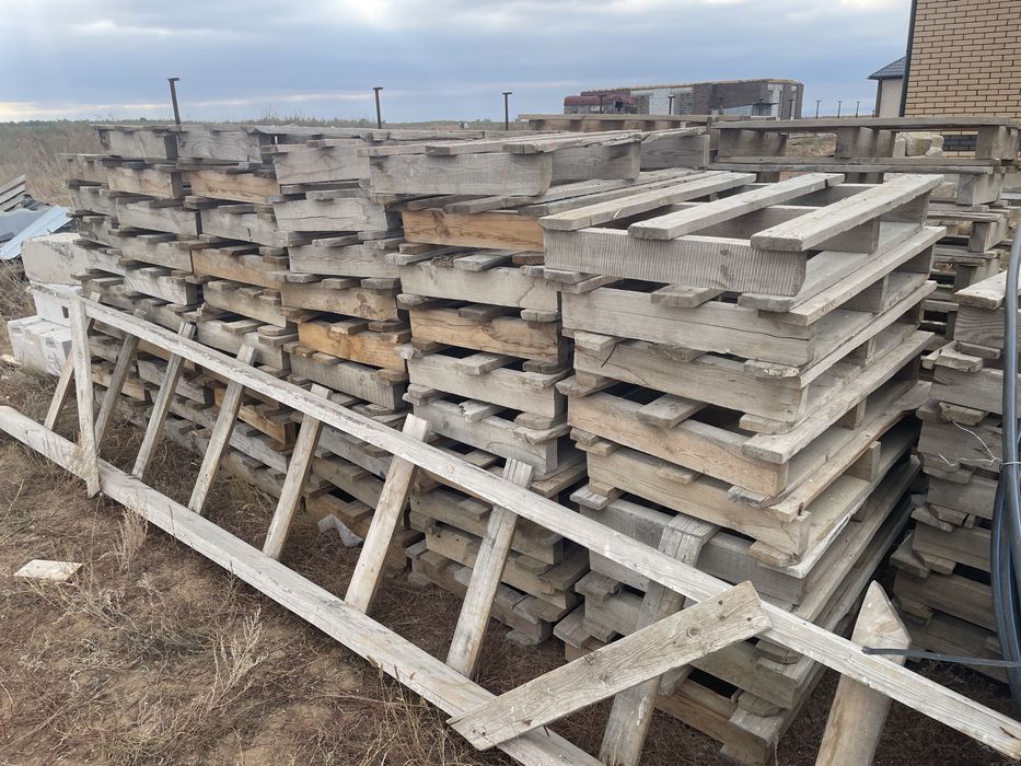 продам поддоны б/у по 800тг/шт