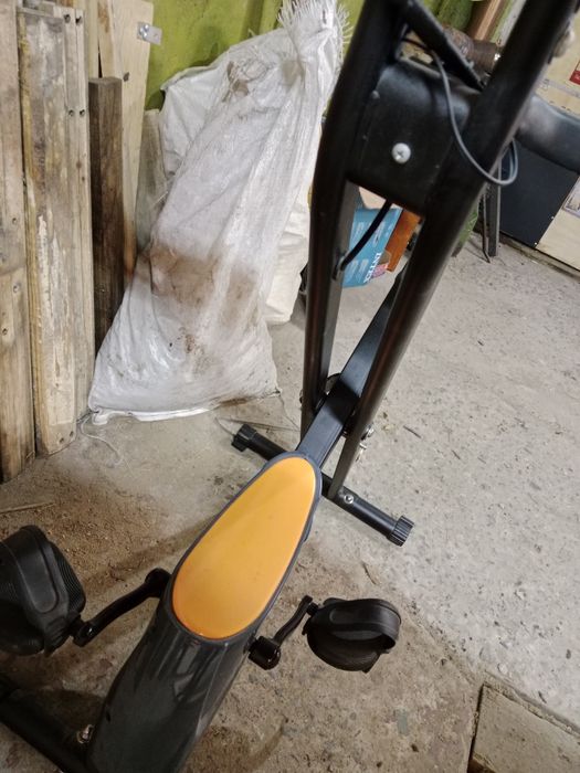 Продам велотренажёр Genau