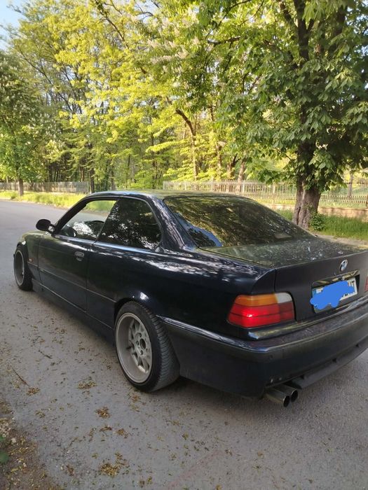 BMW e36 coupe 2.8