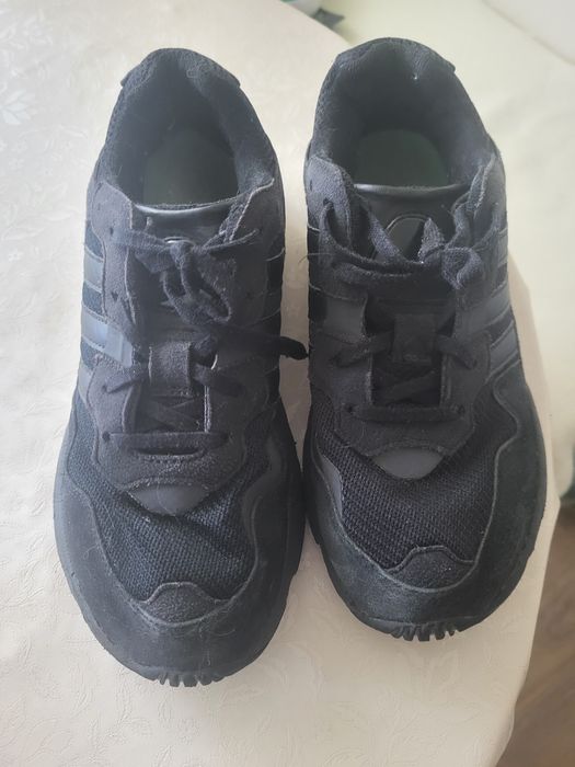 Маратонки Адидас