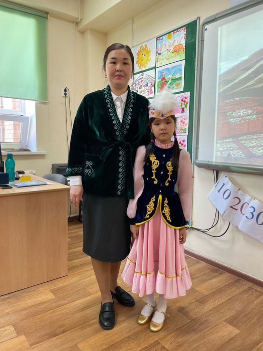 Казахское национальное платье на девочку