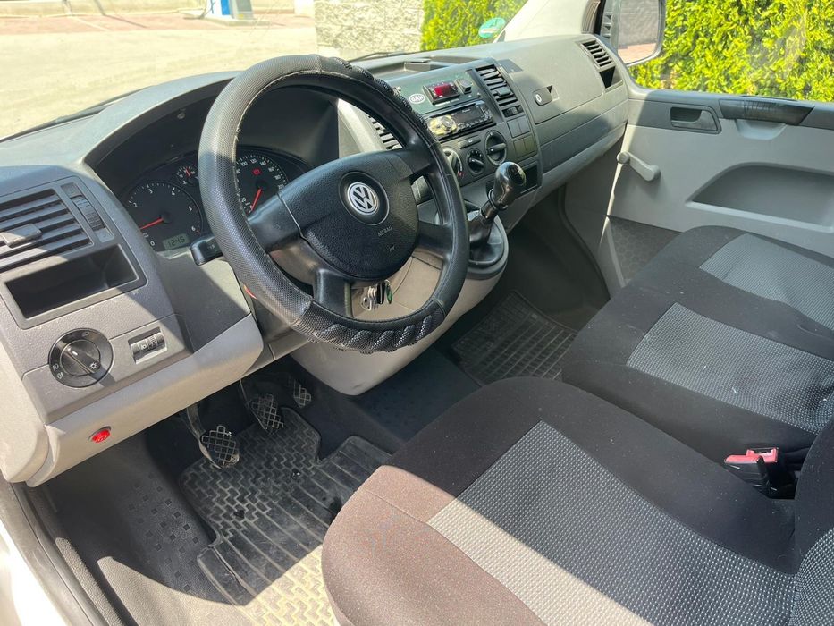 VW T5 Хладилен бус