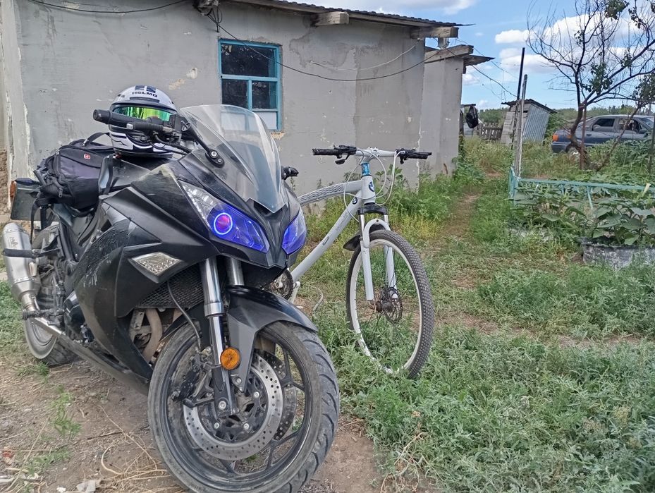 Продам мот Сузуки