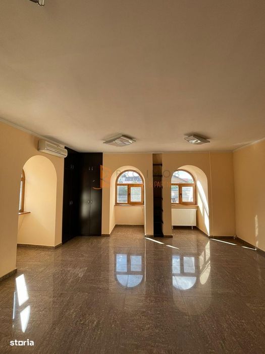 Spatiu comercial zona Centru