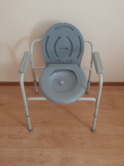 Продам санитарный стул