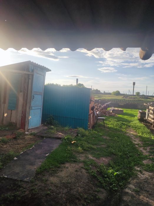 Продам дом большой 12мил 0000