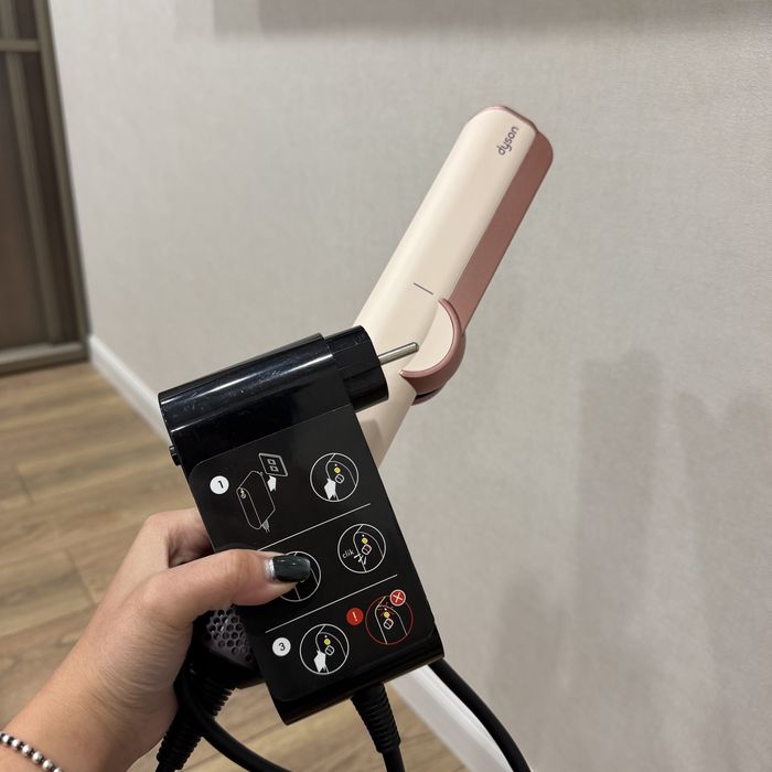 Dyson airstraight в отличном состоянии