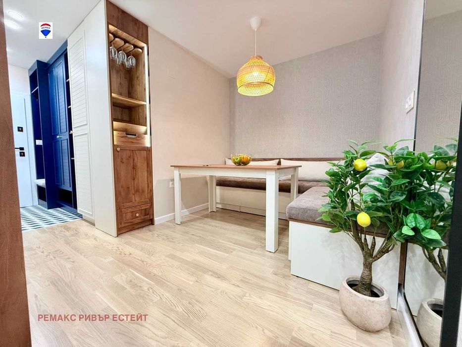 Двустаен апартамент под наем кв. Здравец Изток