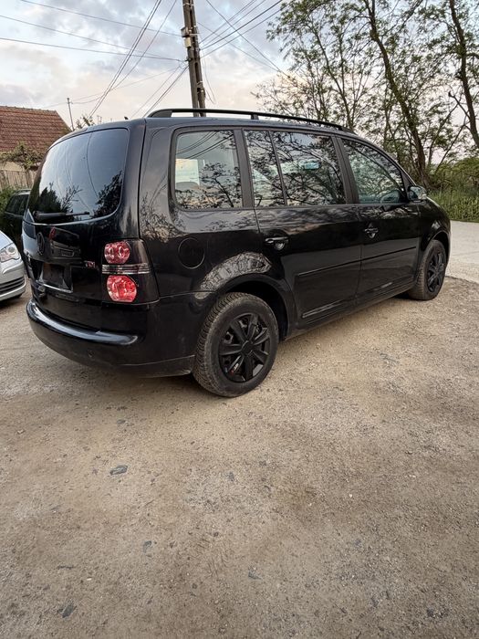 VOLKSWAGEN Touran 2006 — imagine 3