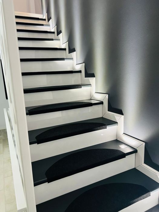 Scări din lemn / trepte din lemn si balustrade