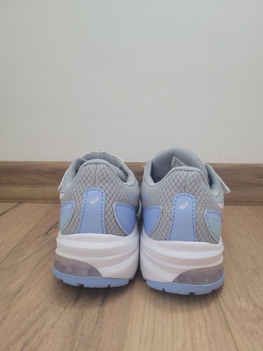 Детски маратонки Asics-32 номер