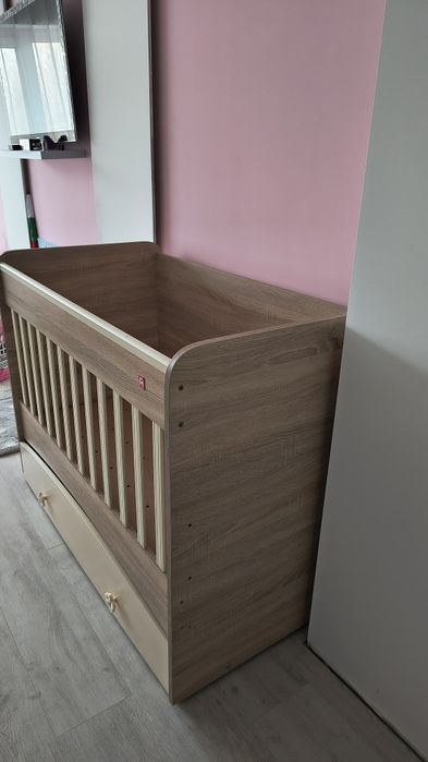 Бебешко легло с матрак + подаръци