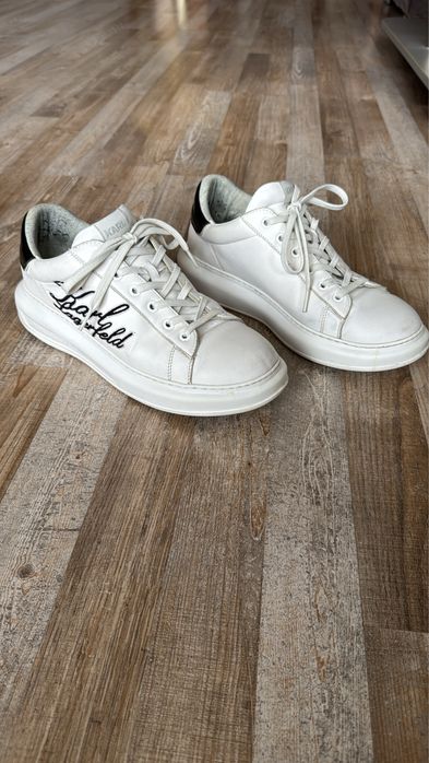 Karl Lagerfeld Kapri Signia