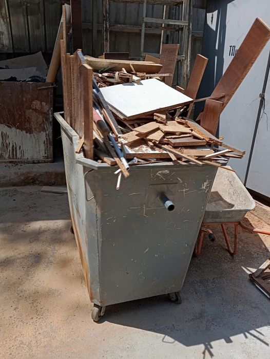 Отдам остатки по ЛДСП