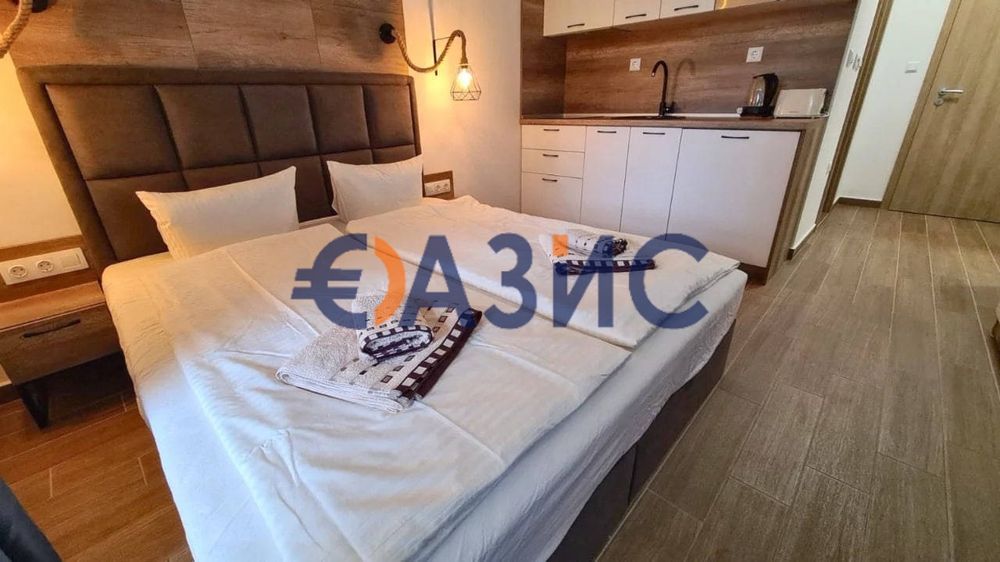 Продава се Едностаен апартамент в к.к. Слънчев бряг - 36 кв.м за 1834 €/кв.м - Снимка #4