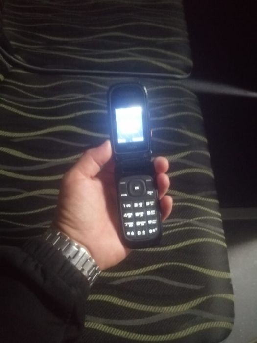 Телефон раскладучка