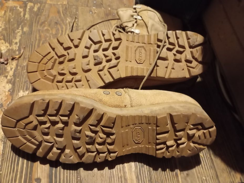 Ботинки новые обмен 45 размер