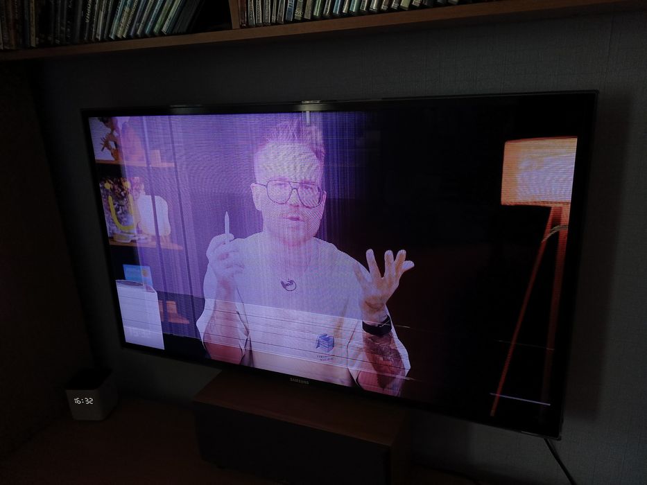 Продам LED телевизор Samsung