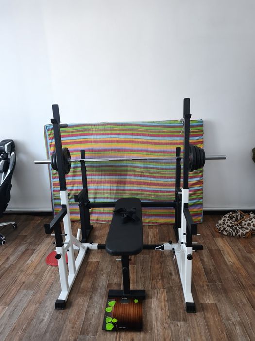 Штанга со скамьей