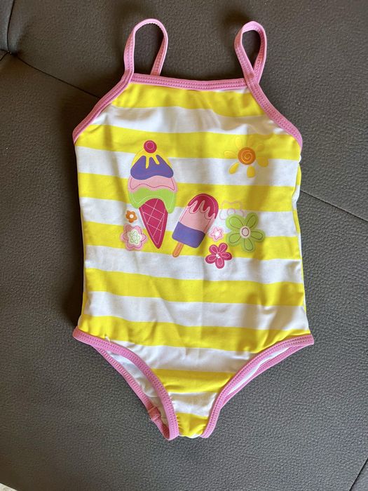 Лот бански за бебе момиче 9-12м