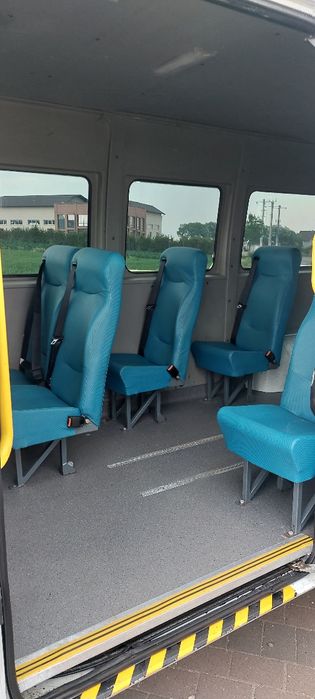 Renault master 8+1 din 2010 motor 2.5 diesel Euro 5 Volan pe dreapta A