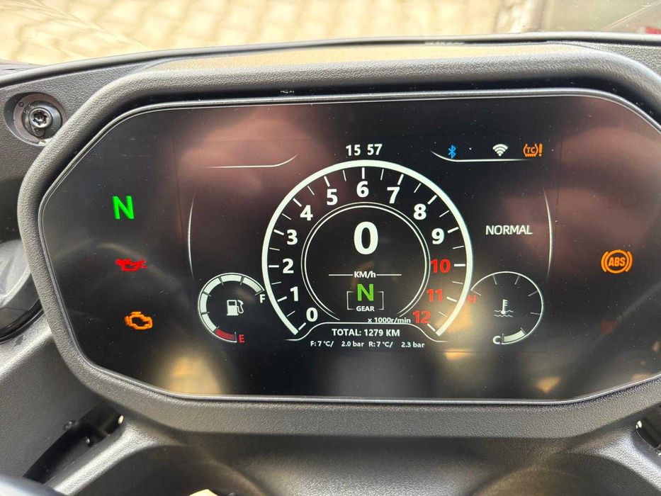 Moto Benelli Tornado 550 2025