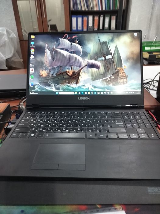 Продается игровой ноутбук Lenovo