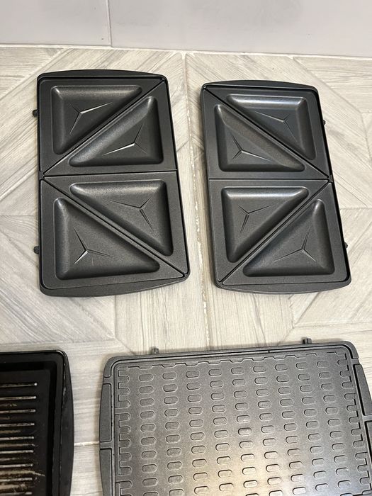 Мультипекарь REDMOND RMB-M603 серебристый, черный