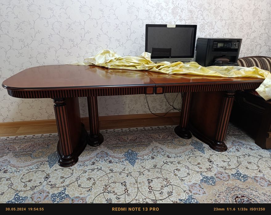 Стол дерево.. раздвижной