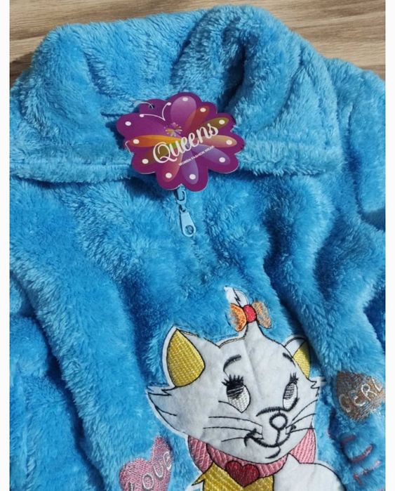 Compleu pufos de iarnă