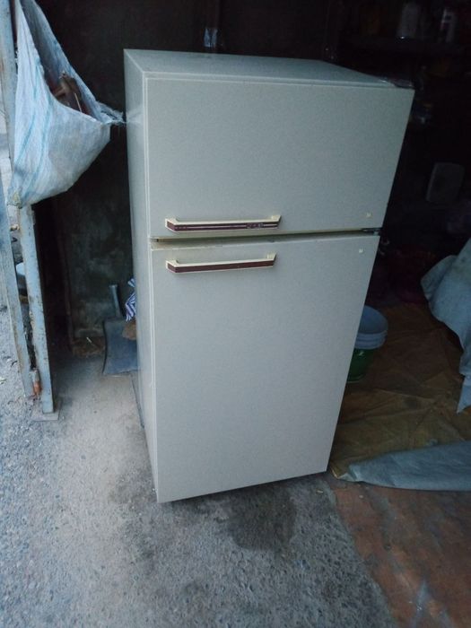Продаётся холодильник