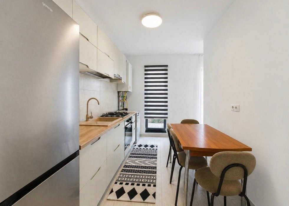 Apartament 3 camere de inchiriat în bloc de apartamente Brasov, Cristian