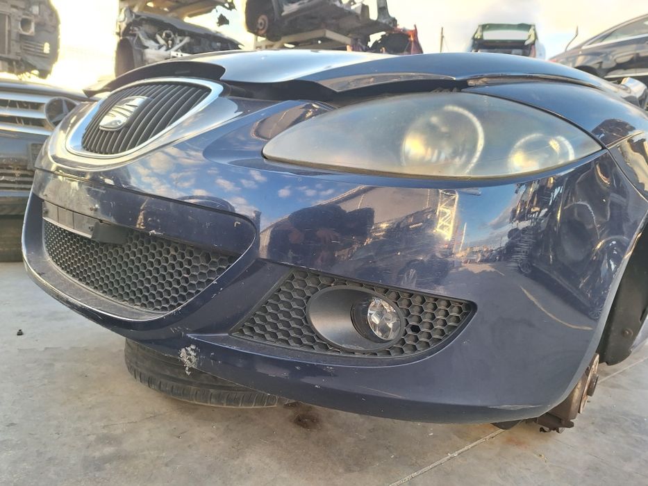 Предна броня Seat Leon / Сеат Leon 2008г.