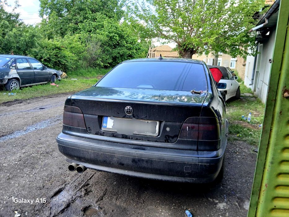 BMW 520I E39 На Части !