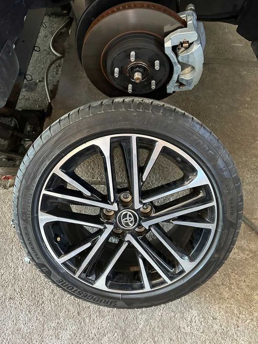 Комплект дисков Camry 80 R18 оригинал
