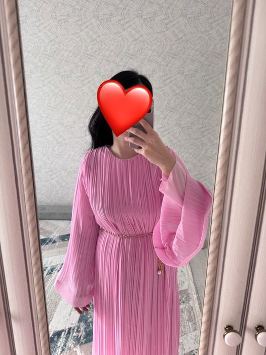 Платье розовое, длинное