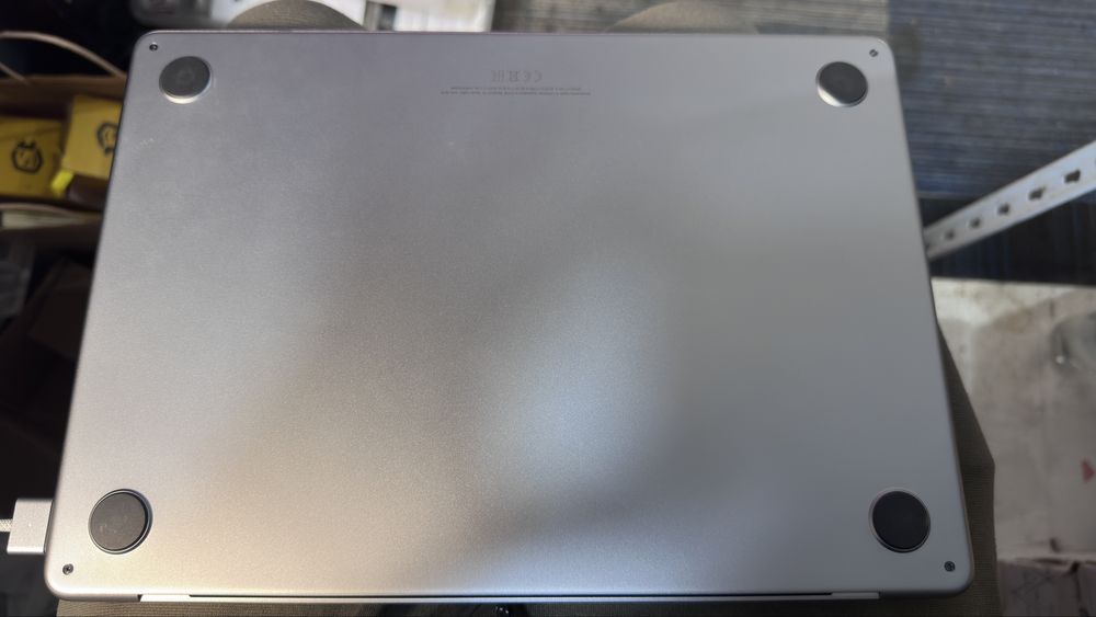 Macbook air 13 2022 100% baterie