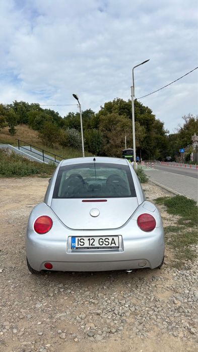 Volkswagen New Beetle 2001, 1.6 benzina