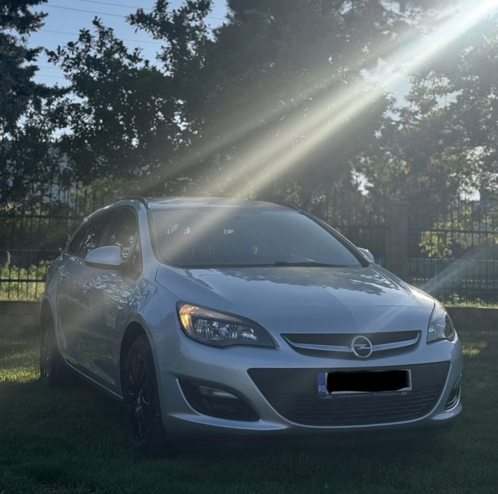 Opel Astra J 1.6 Cdti Euro 6.  110 cp 2014