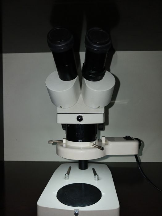 Ассалому алейкум  Микроскоп сотилади,холати янги .