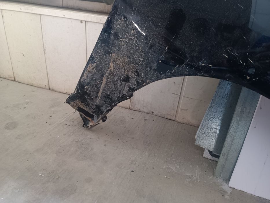 Крыло правое переднее оригинал Lexus 570