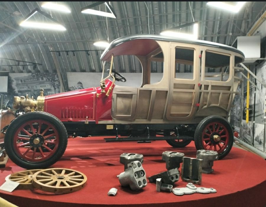 Ретро редкий автомобильи мира на заказ.