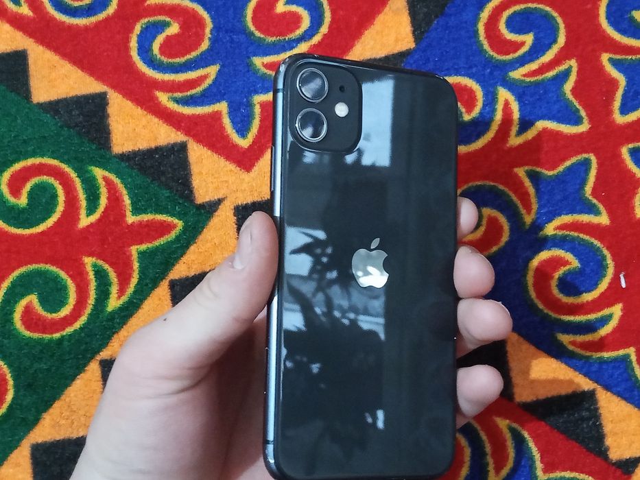 Продаю Айфон 11 срочна Сарыагаш