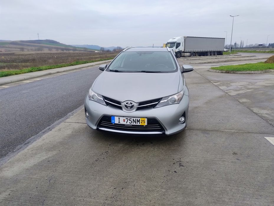 Toyota auris 2.0 Diesel 2015